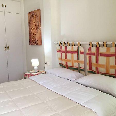 Spacious Apartment With Sea View Terrace In Calafell Luaran gambar